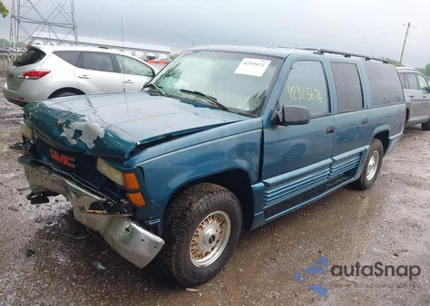 1995 GMC Suburban K1500 z USA, uszkodzony, nr VIN 1GDFK16K8SJ741041